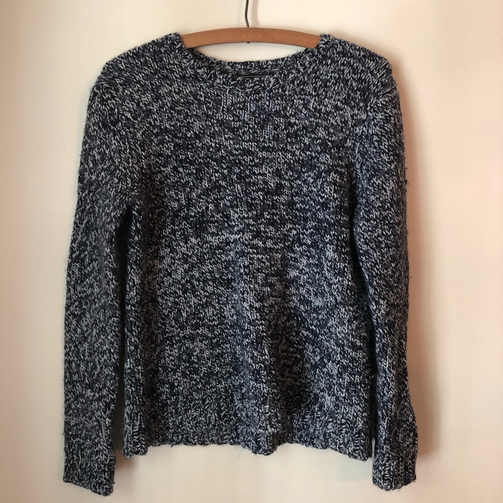 Women’s sweater